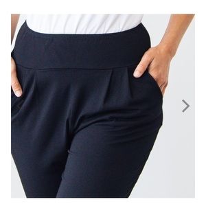 Encircled dressy sweatpants